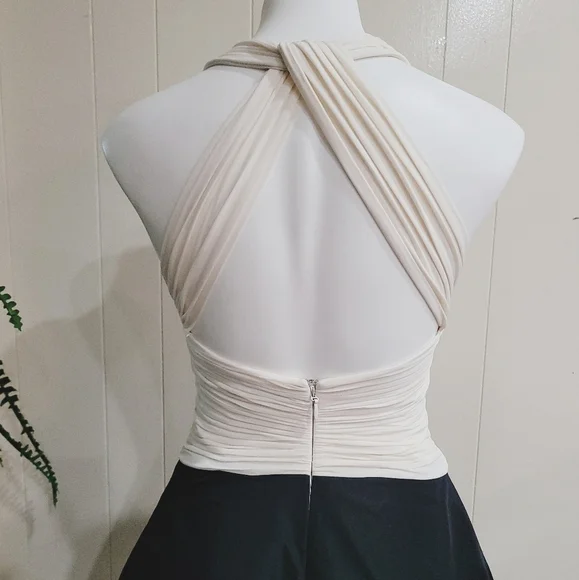 BCBGmaxazria Cocktail Wedding Formal Maxi Dress with Pockets Plunge V Neck Sz 2 - Picture 7 of 13